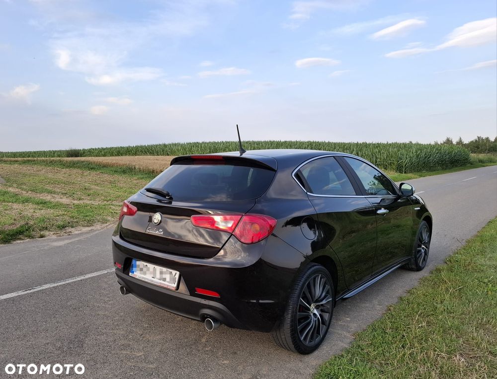 Alfa Romeo Giulietta 2.0 JTDM Exclusive TCT EU6 - 5