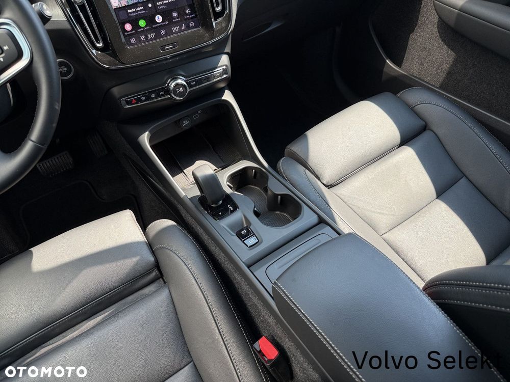 Volvo XC 40 B3 B DKG Core - 17