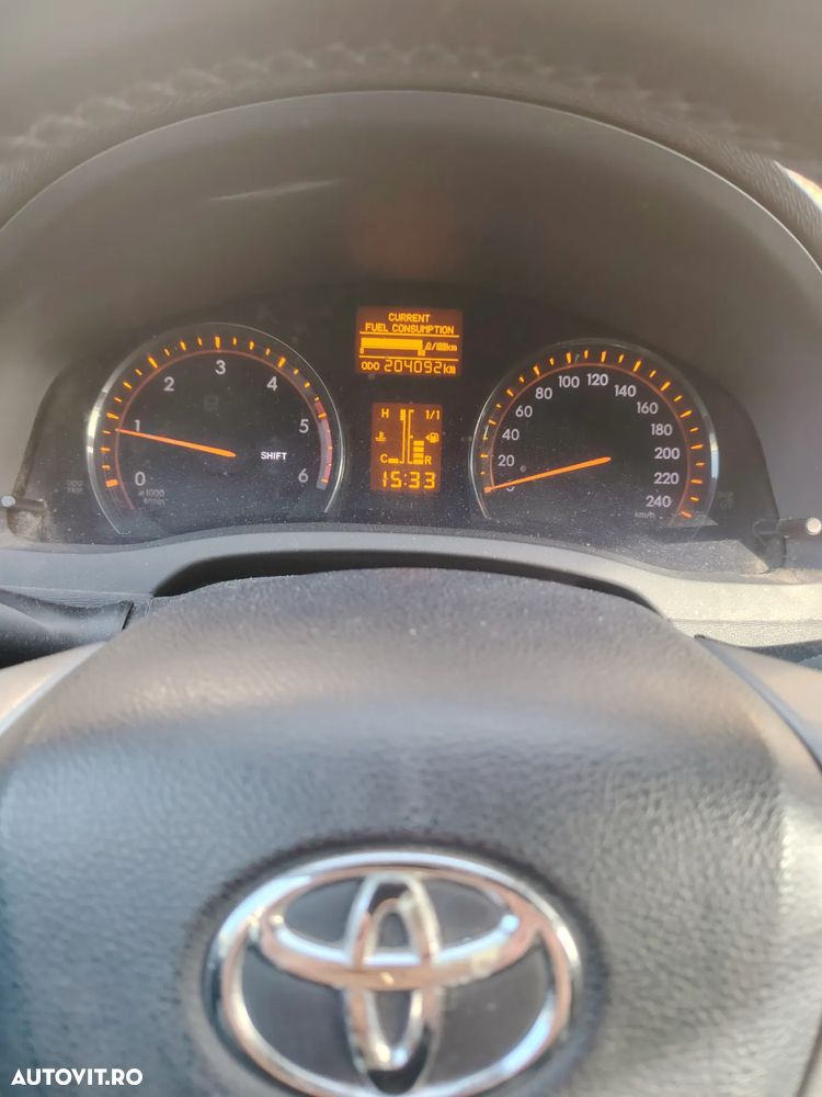 Toyota Avensis 2.2 D-4D Elegance - 3