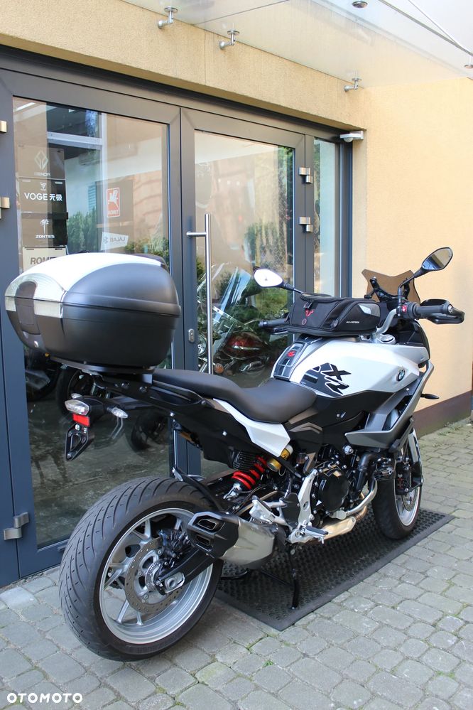BMW XR - 7