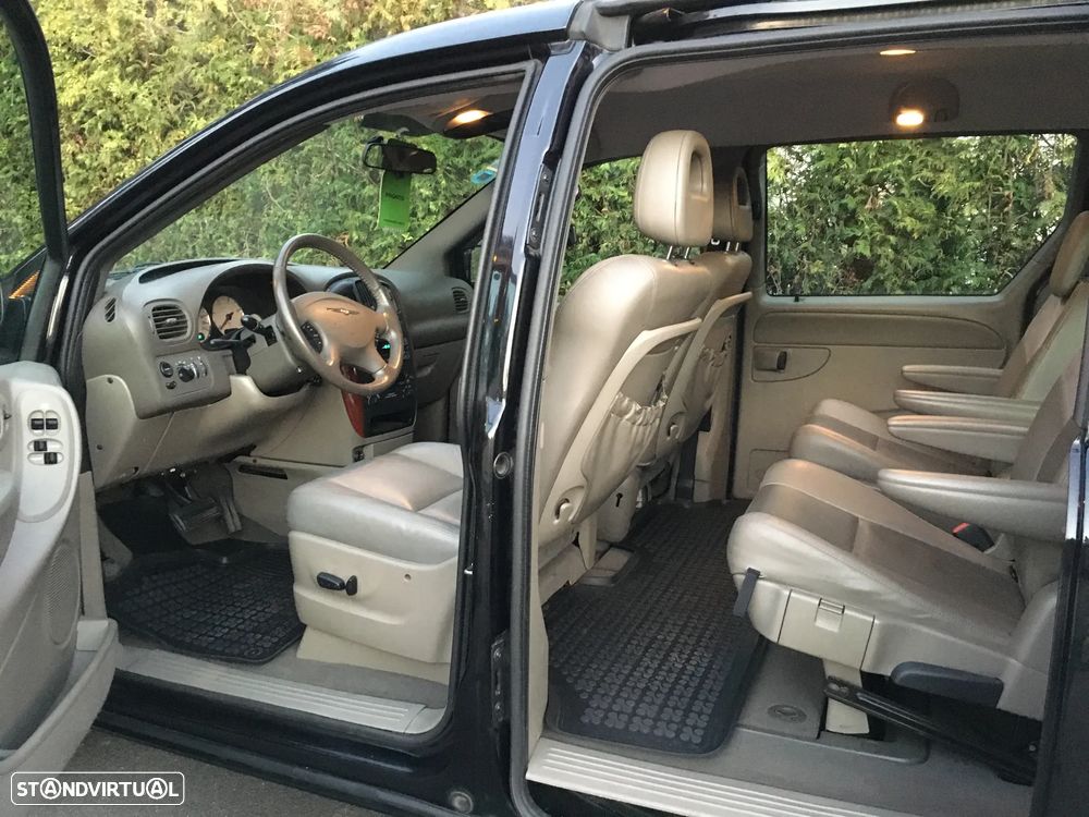 Chrysler Voyager 2.8 CRD ATX LX - 18