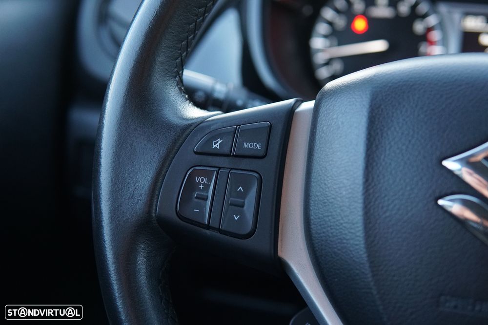 Suzuki Vitara 1.6 VVT GLX - 16