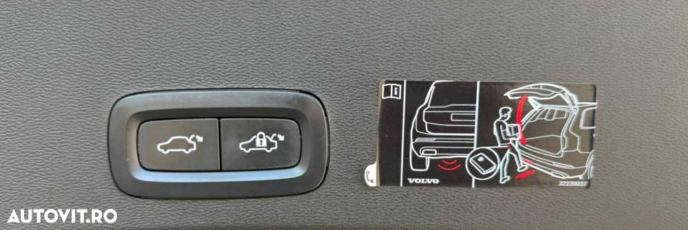VOLVO XC40 2021 — imagine 42