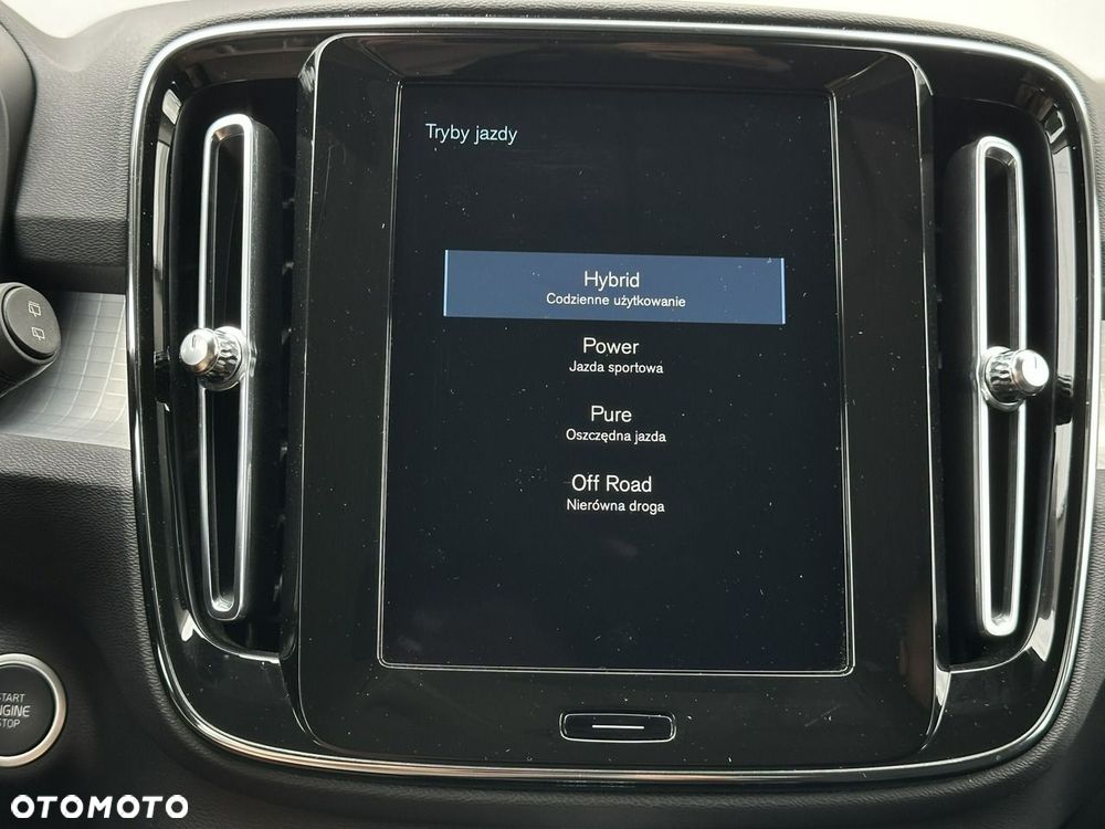 Volvo XC 40 T4 Recharge DKG Inscription Expression - 33