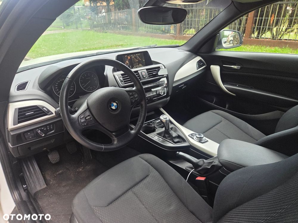 BMW Seria 1 - 15