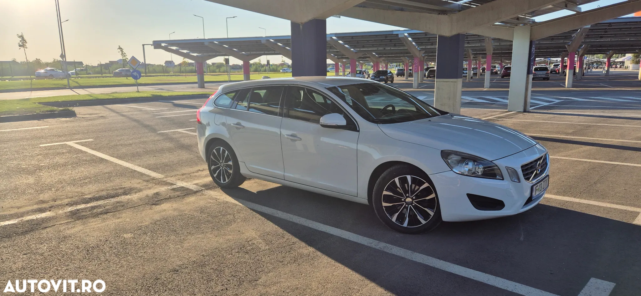 Volvo V60 D3 Geartronic Momentum - 4