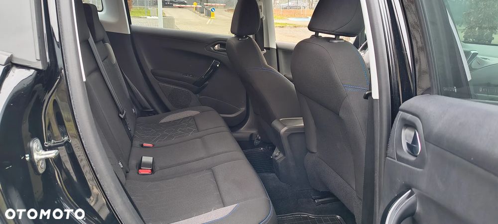 Peugeot 2008 PureTech 110 Stop&Start Active - 16