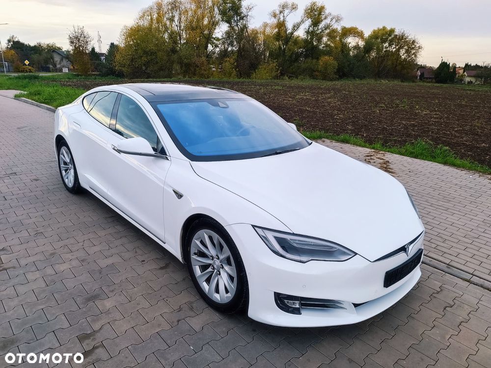 Tesla Model S Long Range Plus - 22
