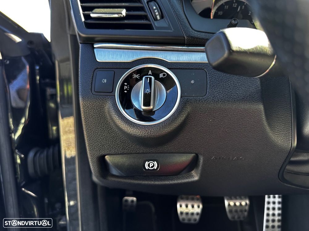 Mercedes-Benz E 250 CDI Elegance BlueEfficiency - 33