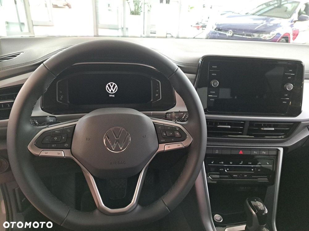 Volkswagen T-Roc - 13