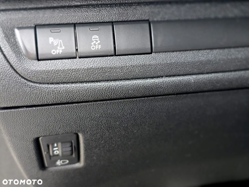 Peugeot 208 PureTech 82 Start & Stop Style - 25