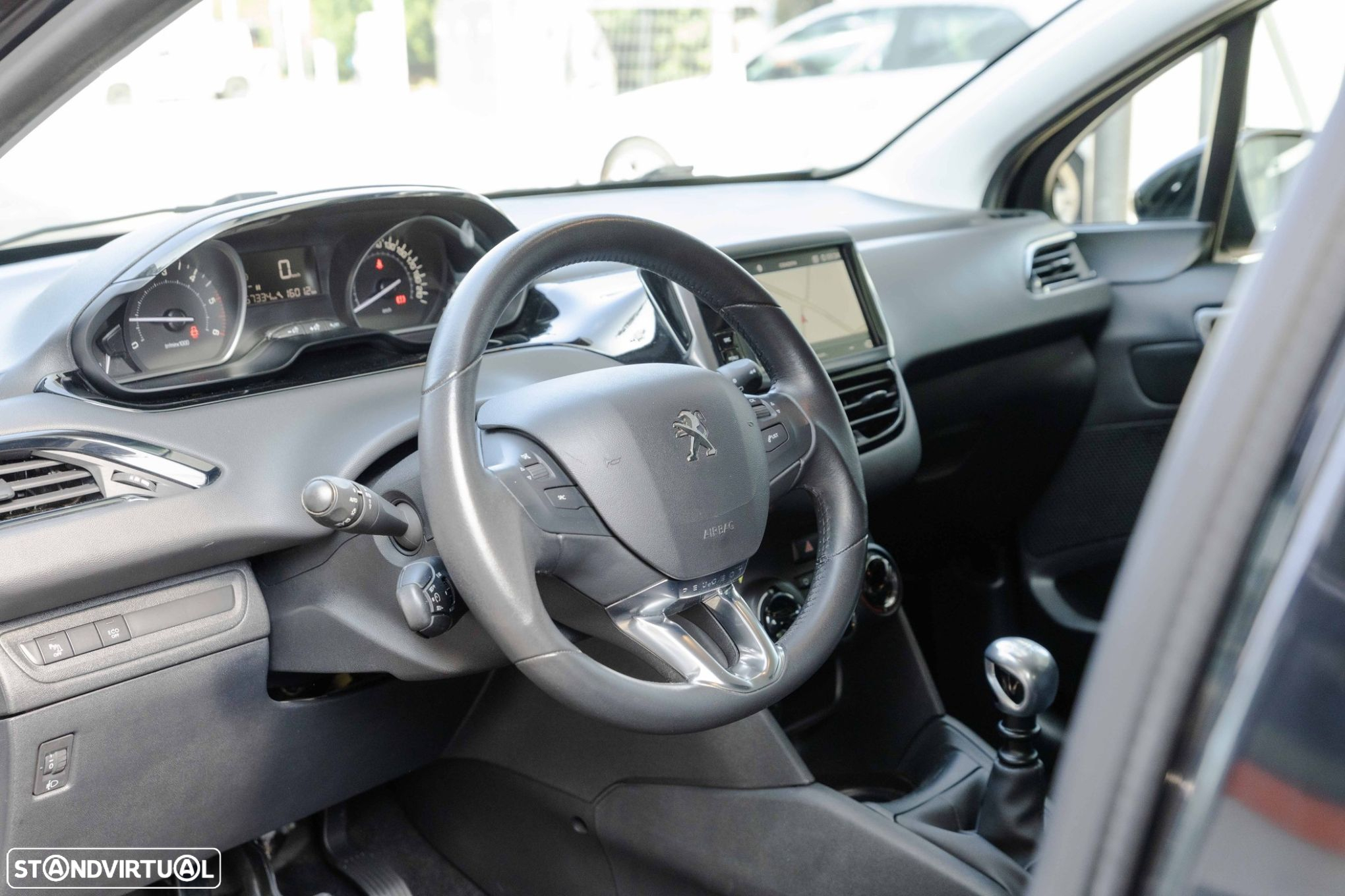Peugeot 208 1.5 BlueHDi Signature - 11