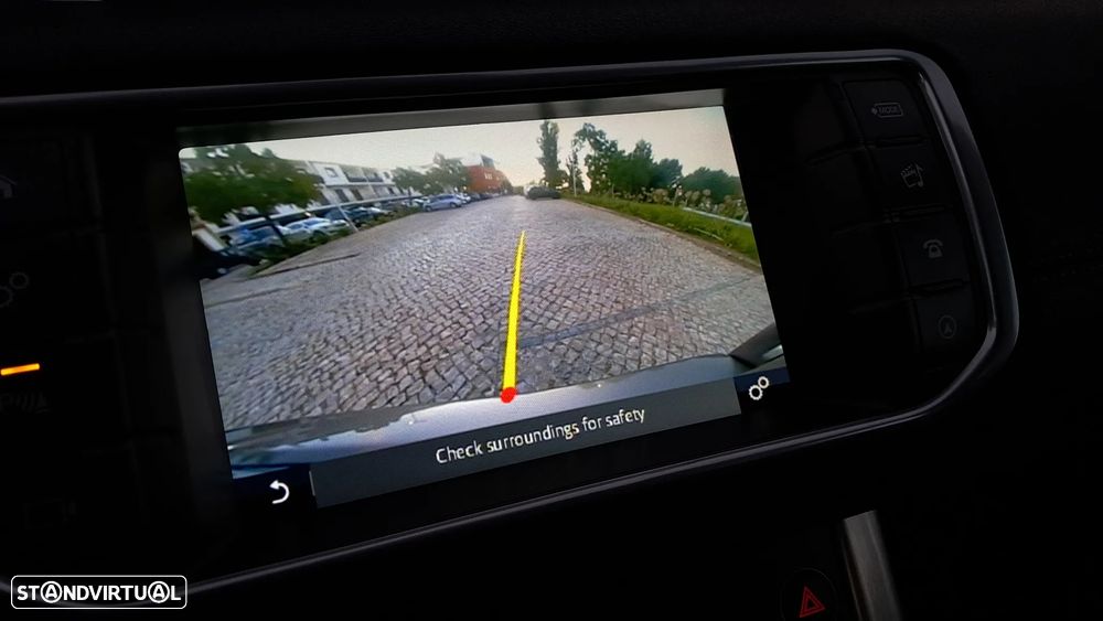 Land Rover Range Rover Evoque 2.0 D150 AWD R-Dynamic HSE Auto - 17