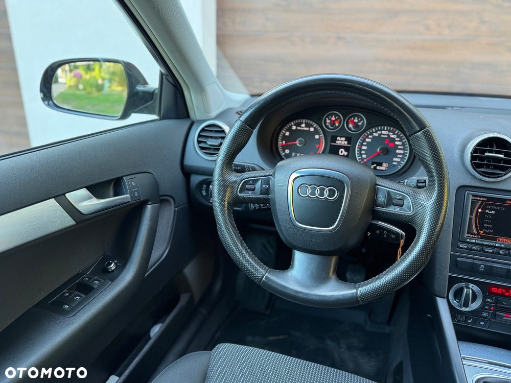 Audi A3 Sportback 1.6 S line Sportpaket plus - 28