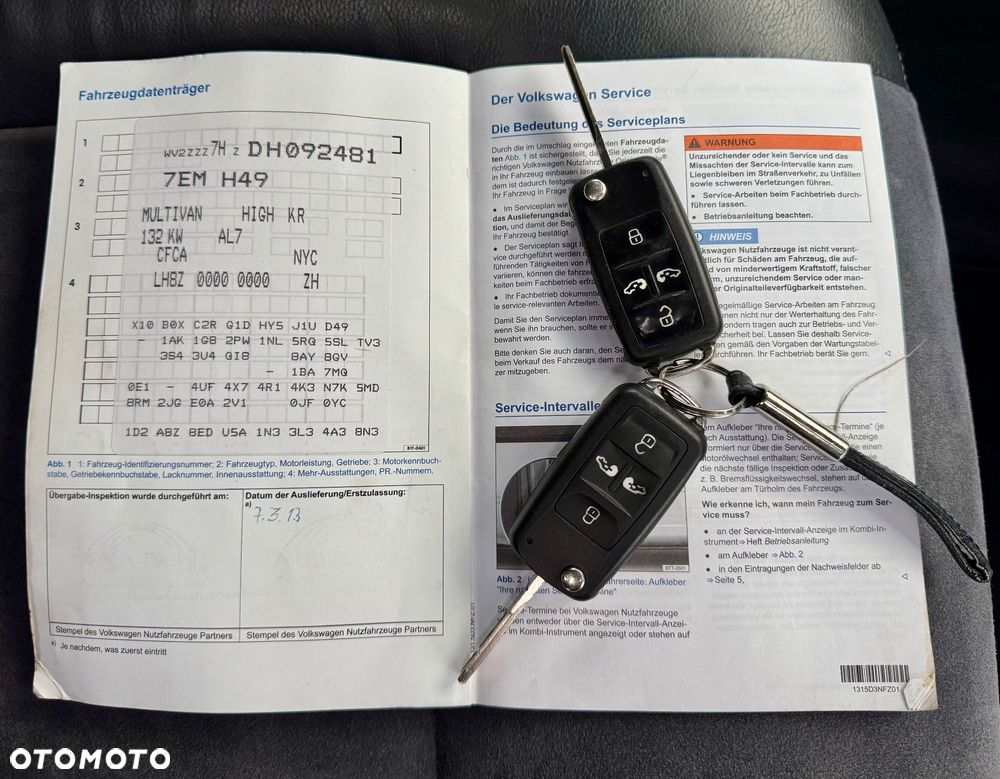 Volkswagen Multivan - 21