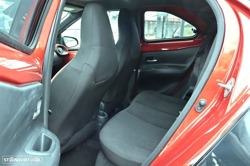 Toyota Aygo X 1.0 Pulse - 13