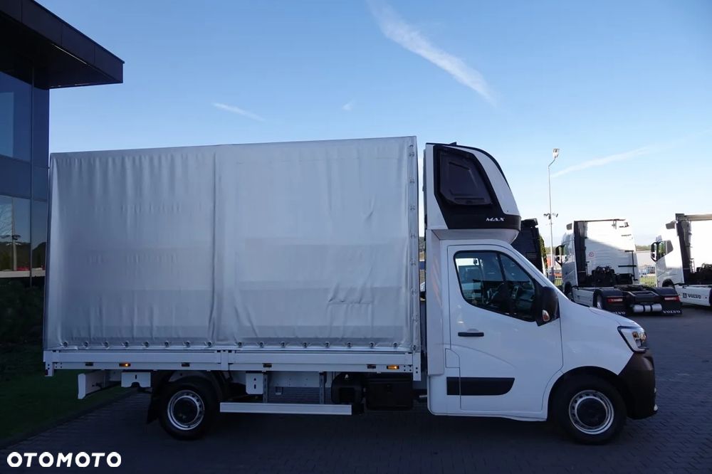 Renault MASTER / DOSTAWCZY / FIRANKA / MANUAL / DMC: 3500KG / 2022 - 10