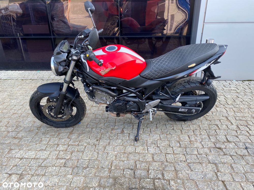 Suzuki SV - 8