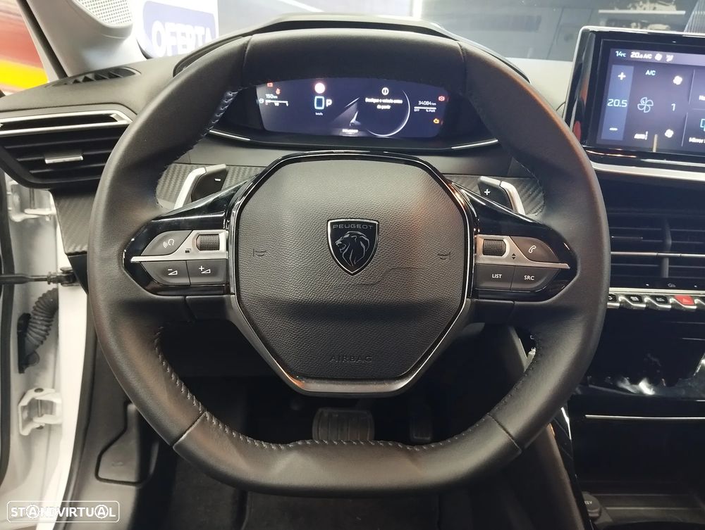 Peugeot 208 1.2 Hybrid Allure e-DCS6 - 19