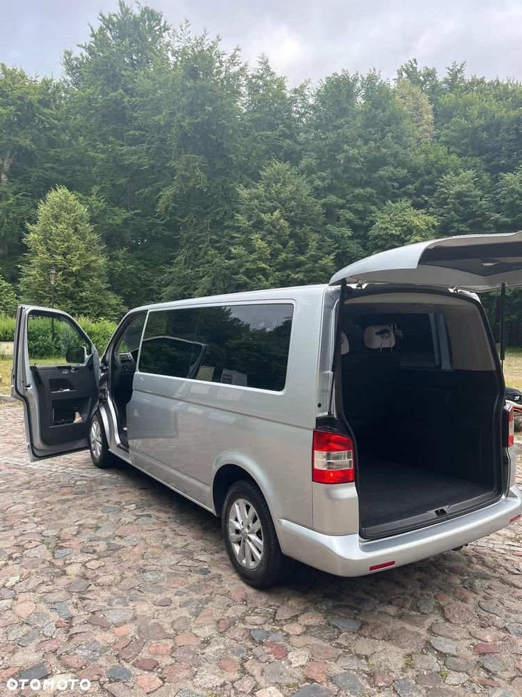 Volkswagen Caravelle L1 Comfortline - 4