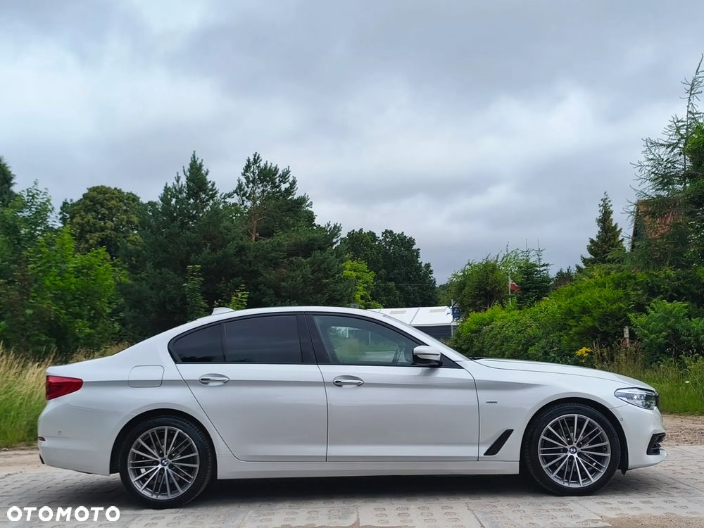 BMW Seria 5 520d Sport Line - 5