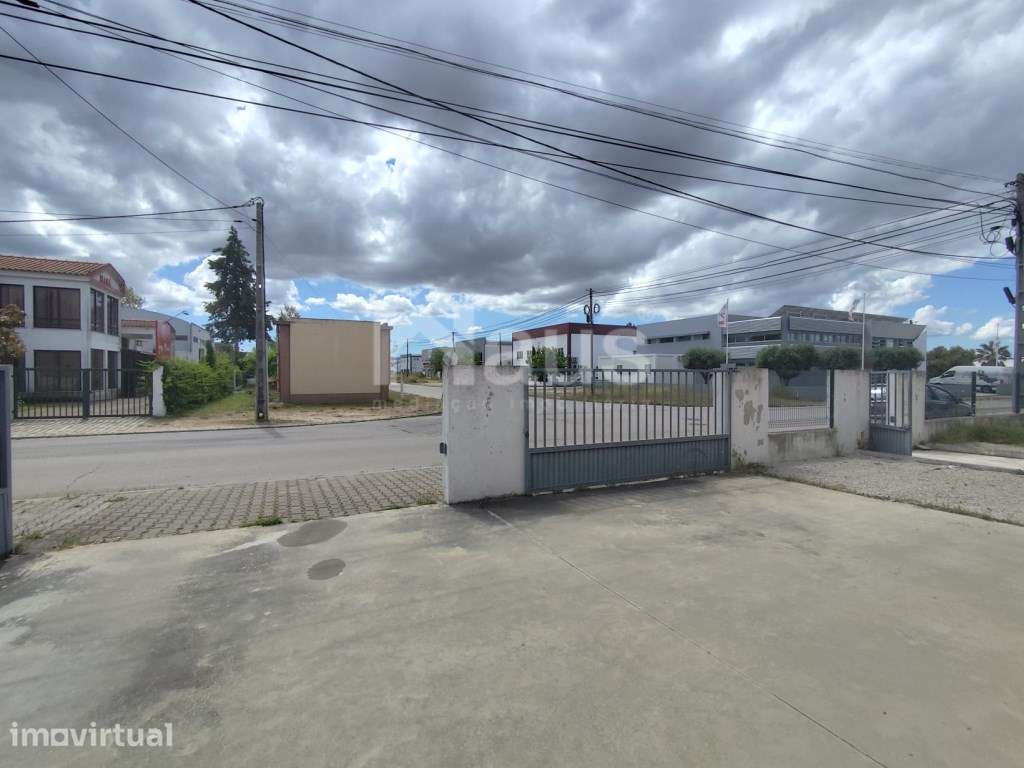 Armazém com 1260m2 em 2 pisos - Grande imagem: 5/18