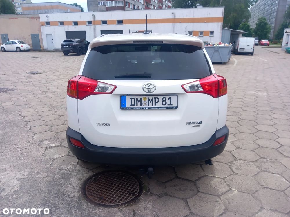 Toyota RAV4 2.2 D-4D 4x4 Executive - 5