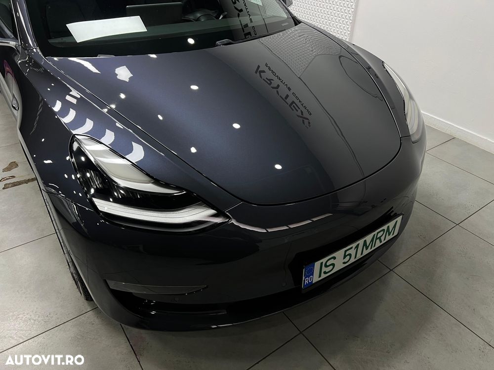Tesla Model 3 - 18