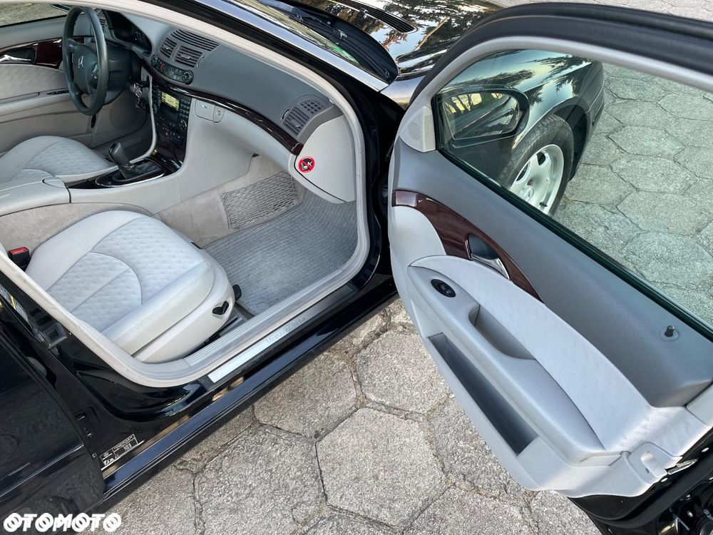 Mercedes-Benz Klasa E 220 CDI Automatik Classic - 14