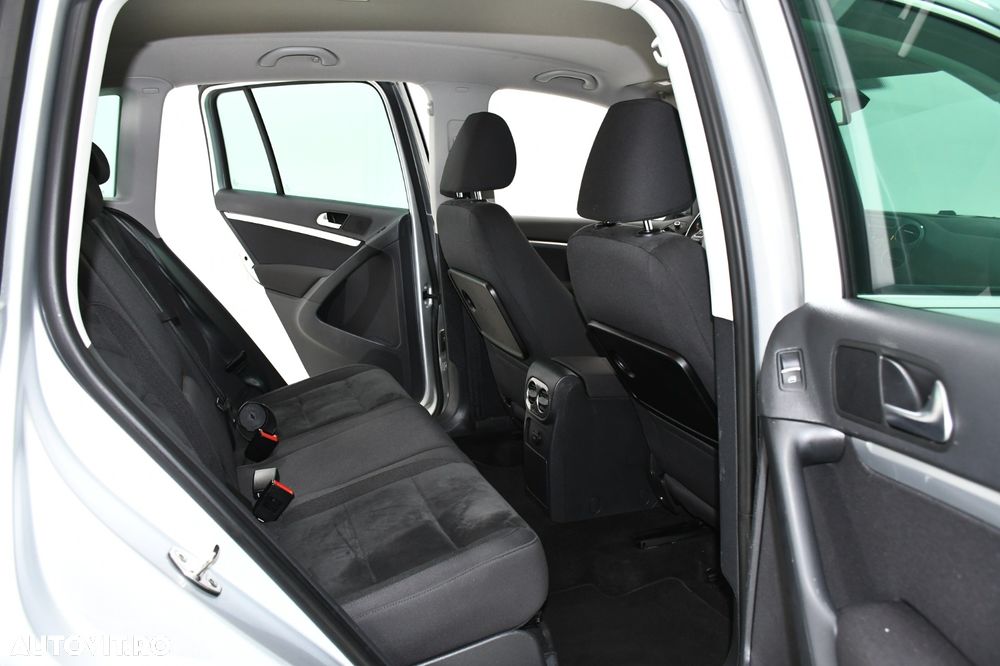 Volkswagen Tiguan - 15