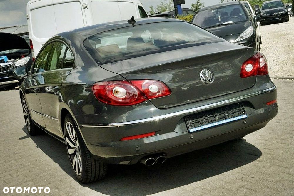Volkswagen Passat CC - 4