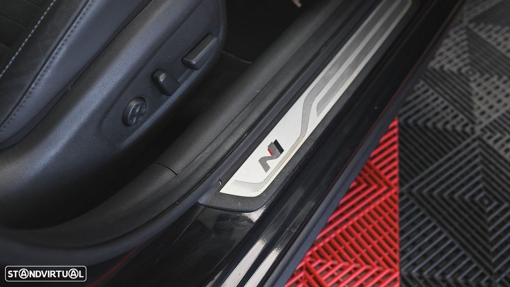 Hyundai i30 N 2.0 T-GDi Performance Pack - 38