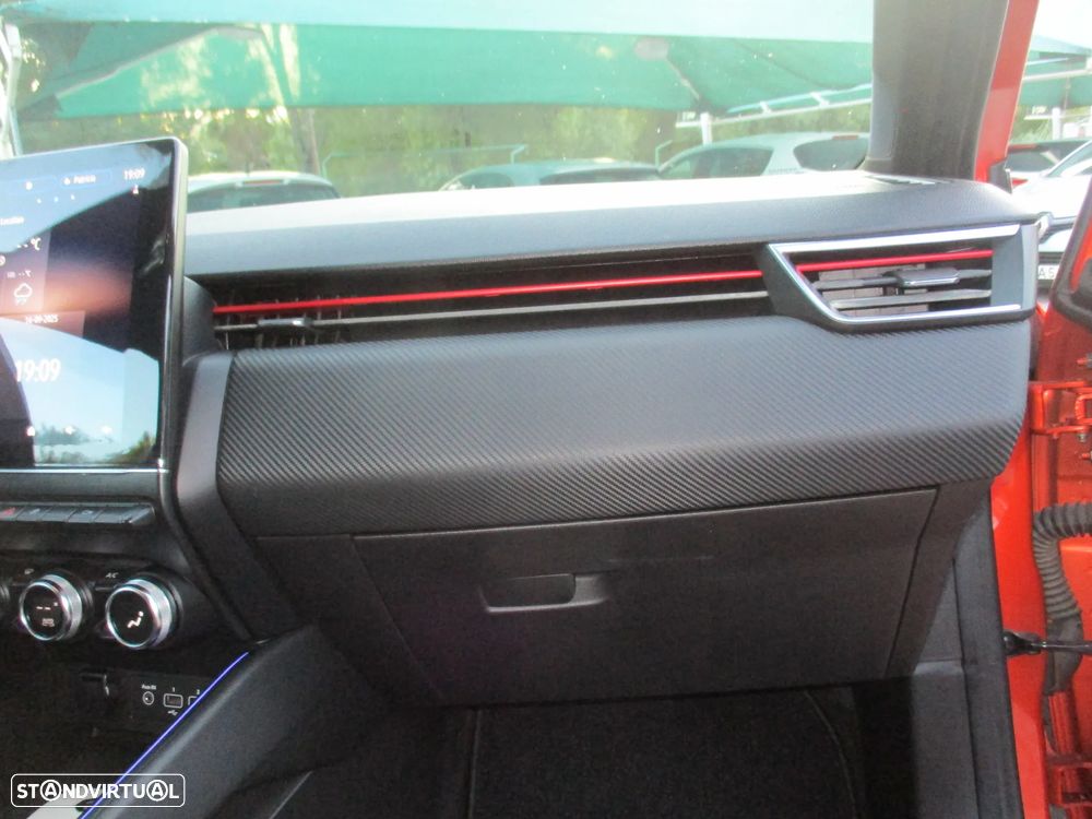 Renault Clio 1.0 TCe RS Line - 23