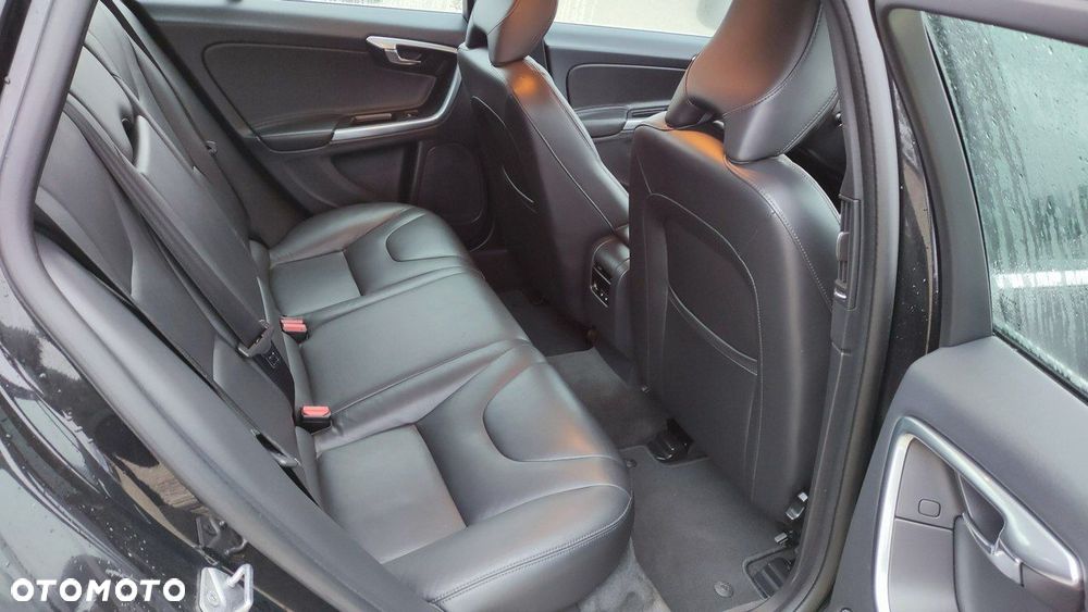 Volvo V60 - 23