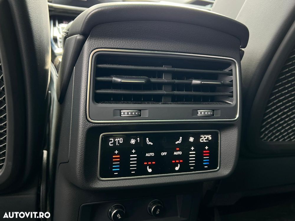 Audi Q8 3.0 55 TFSI quattro Tiptronic MHEV - 36