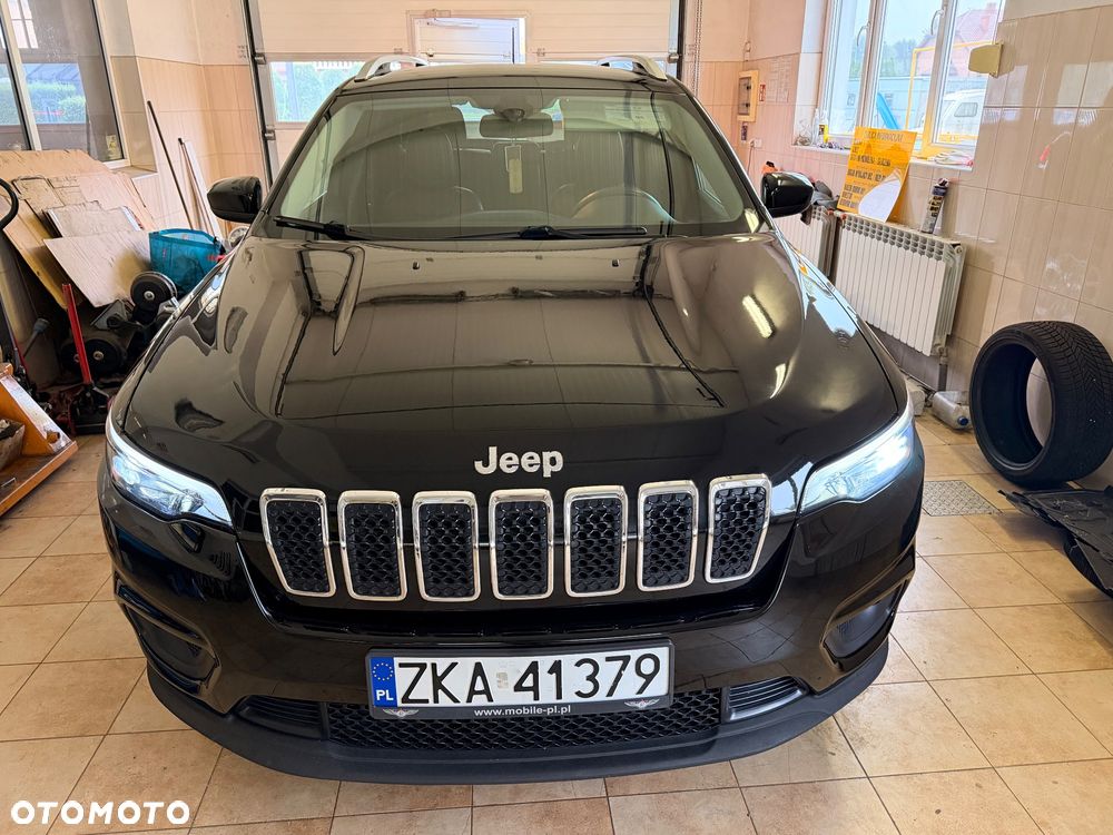 Jeep Cherokee - 21