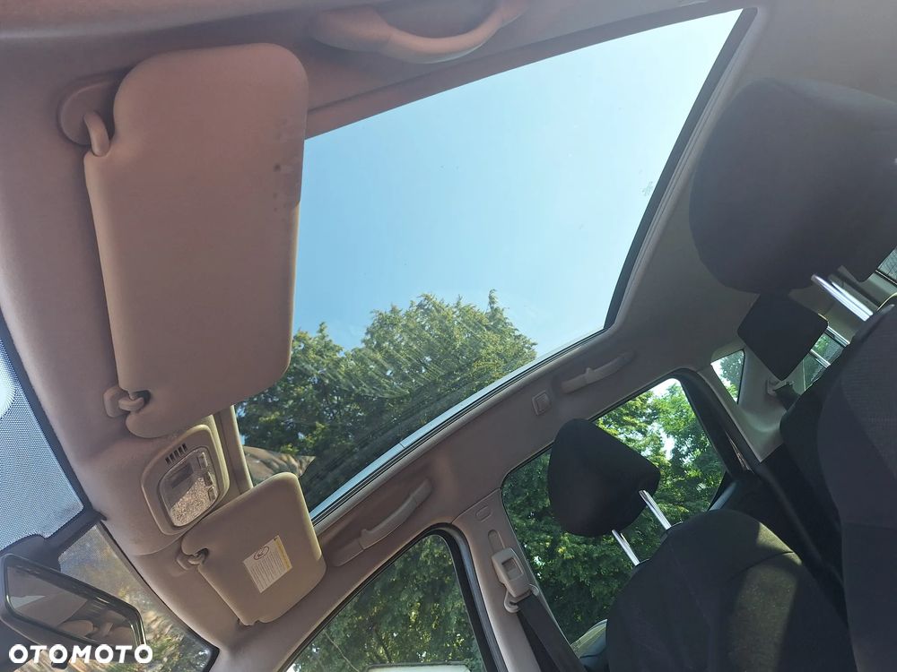 Peugeot 207 Outdoor 1.6 - 22