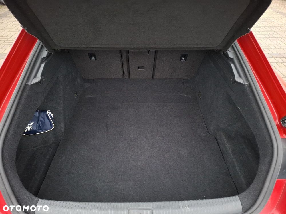 Volkswagen Arteon 2.0 TDI SCR R-Line DSG - 32