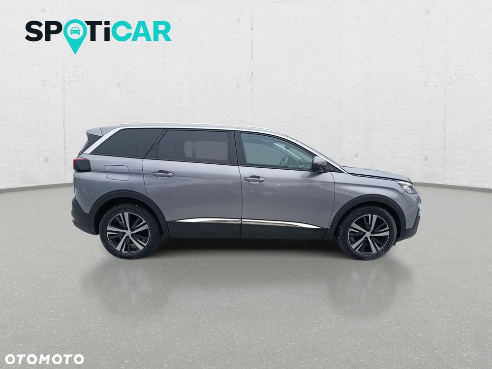 Peugeot 5008 - 5
