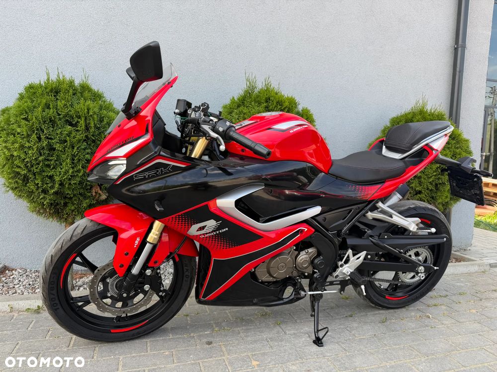 QJMOTOR SRK 125R - 6