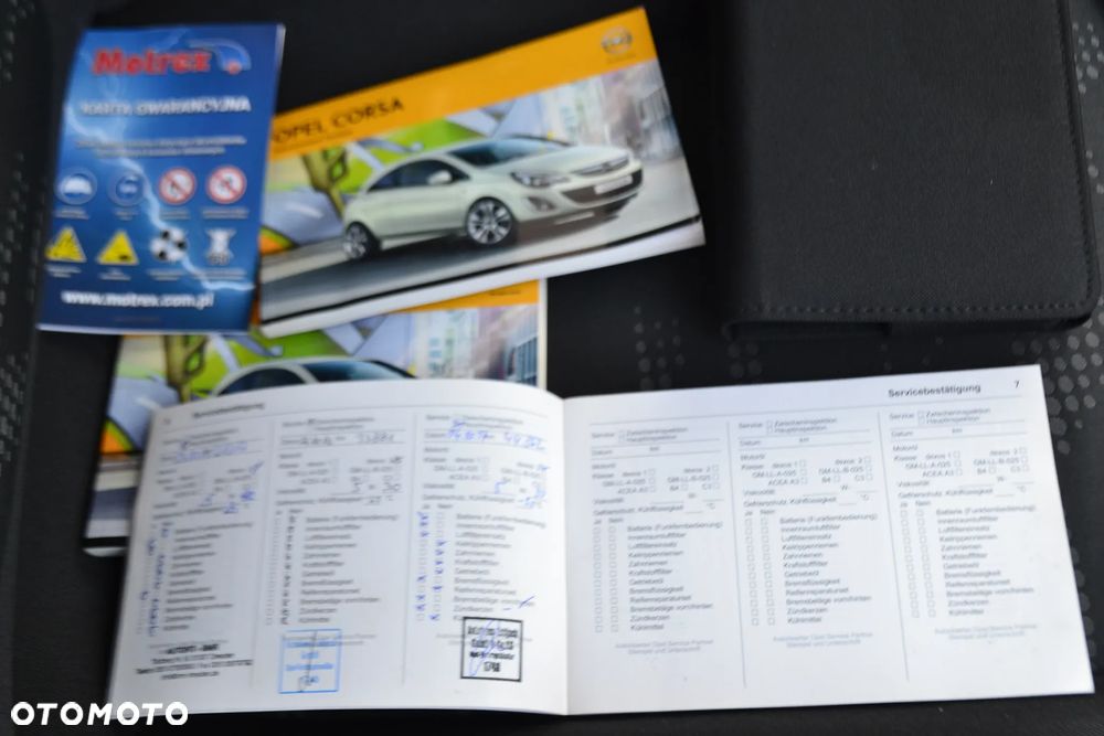 Opel Corsa 1.4 Cosmo - 27