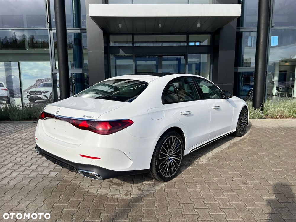 Mercedes-Benz Klasa E - 17
