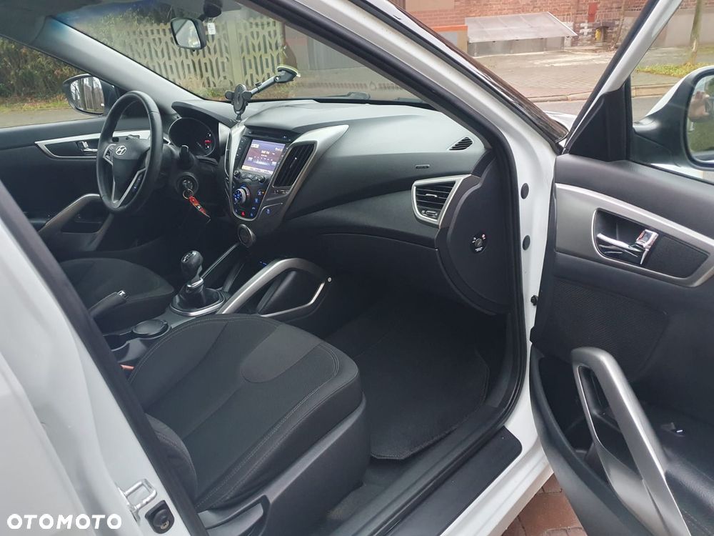 Hyundai Veloster 1.6 blue Style - 15