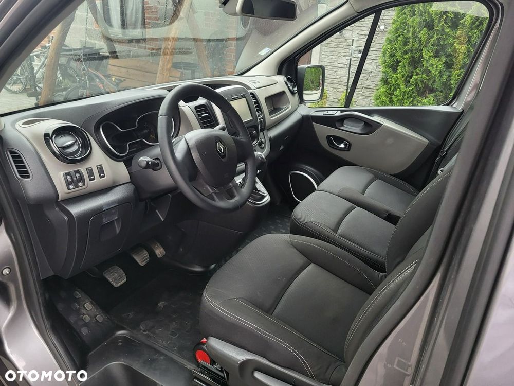 Renault Trafic - 10