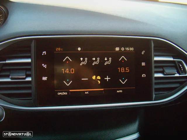 Peugeot 308 SW 1.2 PureTech Allure Pack EAT8 - 17