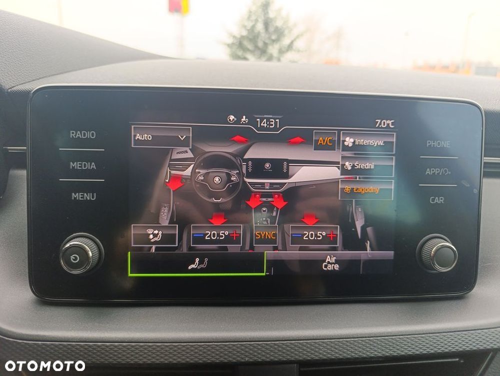 Skoda Kamiq 1.0 TSI Ambition DSG - 22