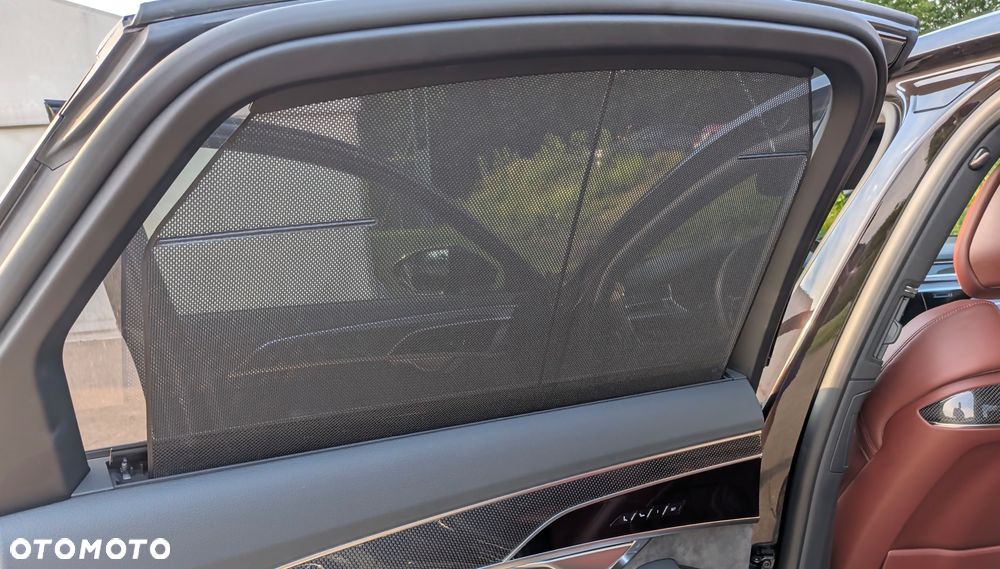 Audi S8 - 16