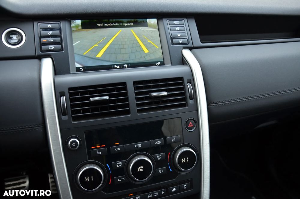 Land Rover Discovery Sport - 25