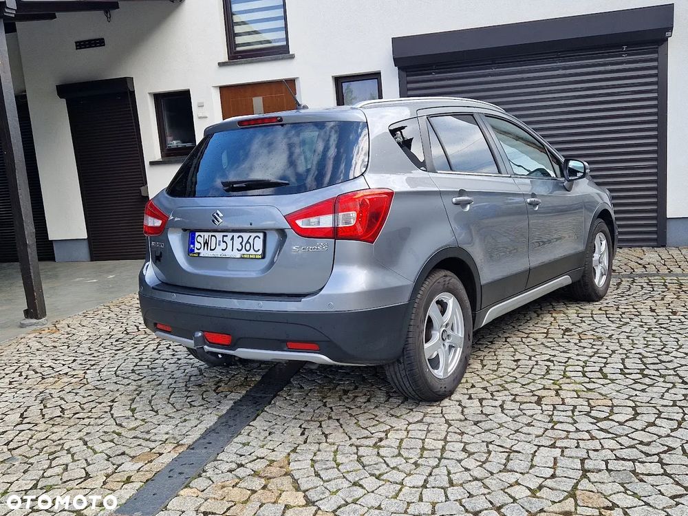 Suzuki SX4 1.6 Premium - 8