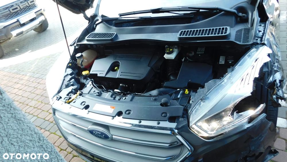 Ford Kuga 2.0 TDCi 4x2 Trend - 10